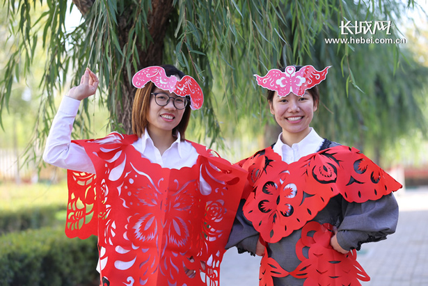 河北平乡：剪纸服饰 展现非遗之美