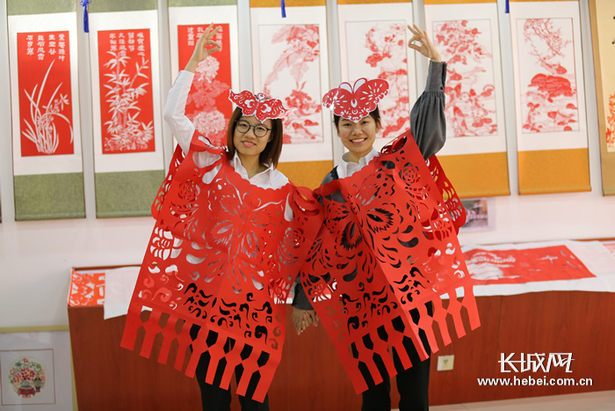 河北平乡：剪纸服饰 展现非遗之美