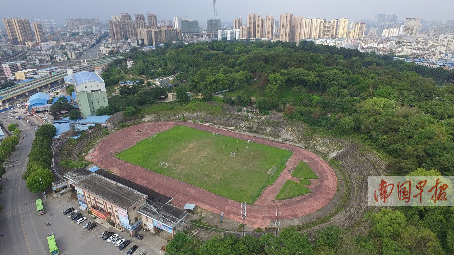 【图文】【园区建设】（首页标题）广西体育场滑坡治理有望年内开工(图)（内容页标题）不会被拆除!广西体育场滑坡治理有望年内开工(图)