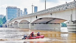 预计今日下午2时 邕江将现76.2米左右洪峰 超警戒水位3.2米