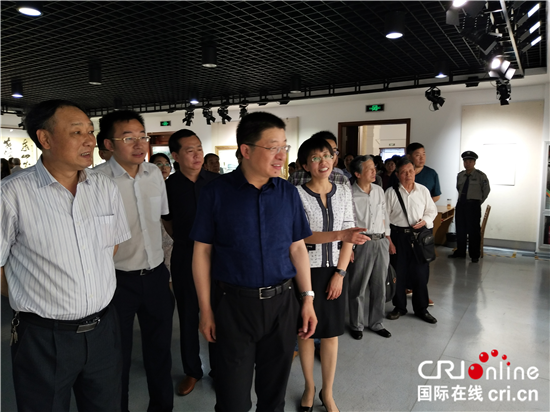 （供稿 节庆会展列表 三吴大地泰州 移动版）泰州美术馆举办高港区书画精品展览