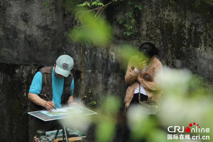 【上海】【专题】【聚焦大赛-滚动图】台萌美术于江西明月山开展写生教学活动