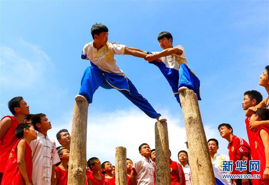 河北邯郸：梅花拳“武”动校园