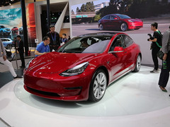 续航里程496km 特斯拉Model 3 P80D消息_fororder_特斯拉1