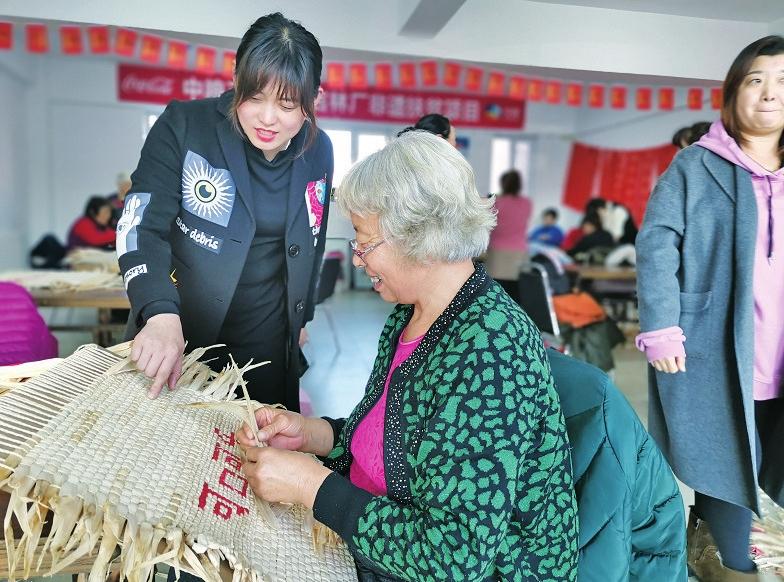 非遗扶贫“温暖这个冬天”