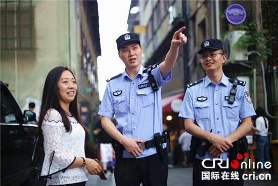 急稿【CRI专稿 图文】重庆市公安局“民生警务”再出实招【内容页标题】重庆市公安局“民生警务”再出实招 服务全市旅游发展