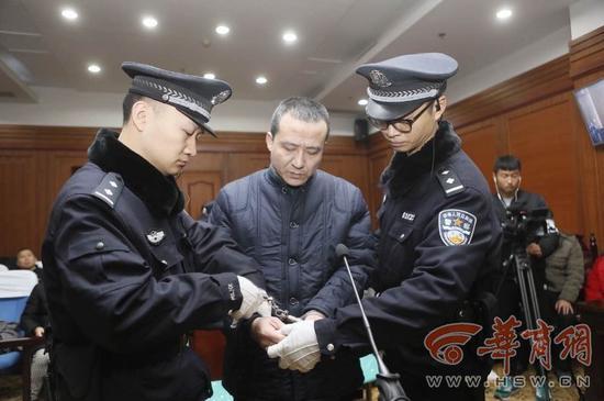 陕西应急救援队长性侵俩姐妹获死刑 称将上诉