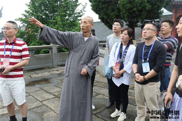 一茶一禅 两岸媒体荆楚行走进禅宗祖寺