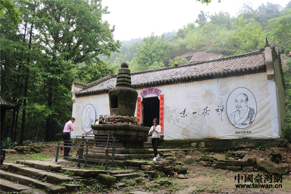 一茶一禅 两岸媒体荆楚行走进禅宗祖寺