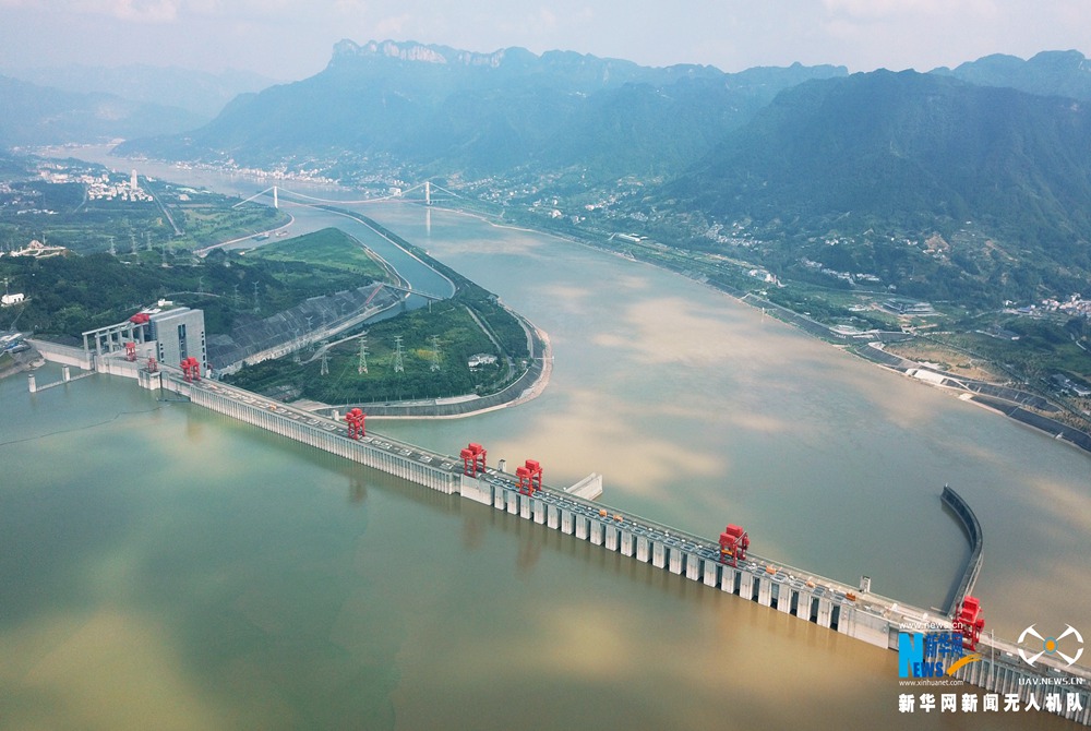 航拍世界第一大水电工程——三峡大坝