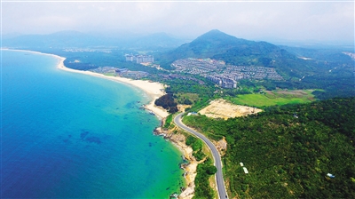 【琼岛先锋图文列表】【即时快讯】在海南最美的旅游公路上看风景