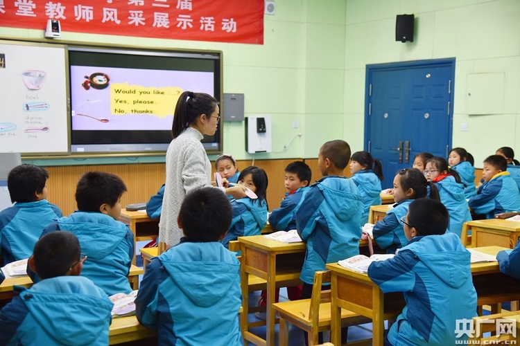 西安航空基地不断提升教育教学质量办好群众家门口的满意教育