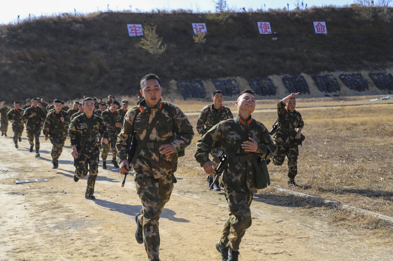 【河南供稿】武警某部机动第八支队军事训练“期末考试” 看武警官兵如何“答卷”