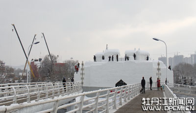 第十九届中国·牡丹江雪堡正加紧建设