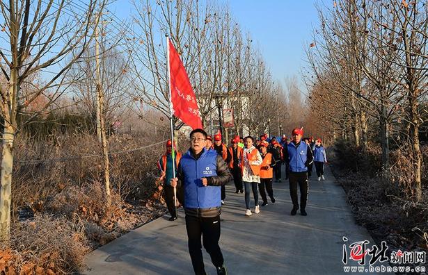 关爱失独家庭 顺平县举办“为ta幸福跑”活动