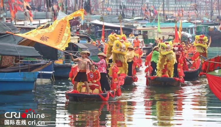 【唐已审】【供稿】【八桂大地、八桂大地-北海】【旅游文体】【焦点图】【移动端-焦点图】北海疍家水上婚礼闹端午