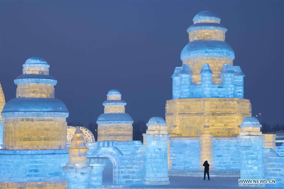 Tourists visit 21st edition of Ice-Snow World in Harbin