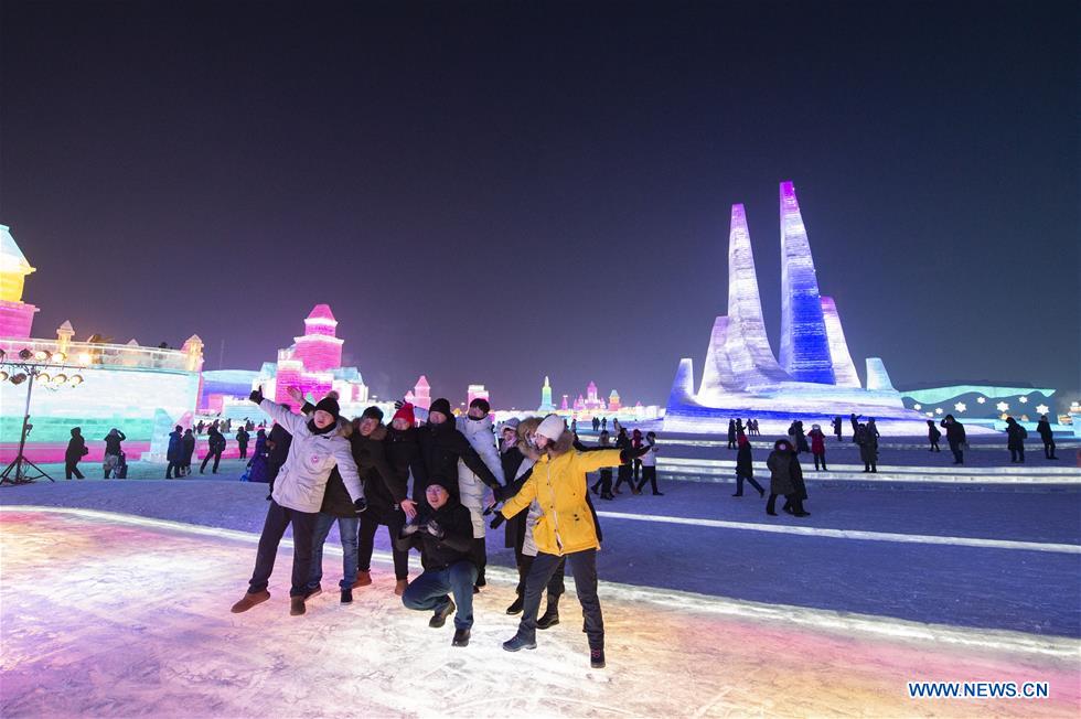 Tourists visit 21st edition of Ice-Snow World in Harbin