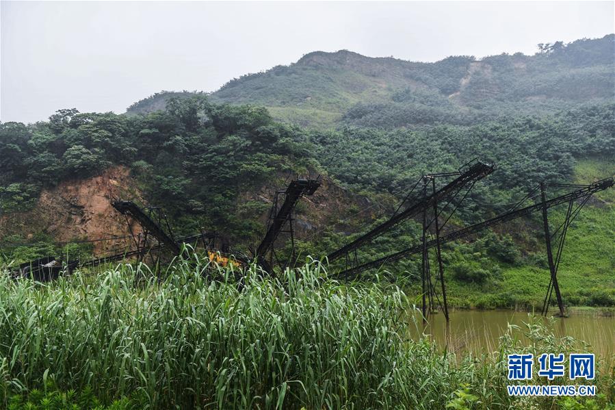 浙江湖州：废弃矿山复绿变身生态公园