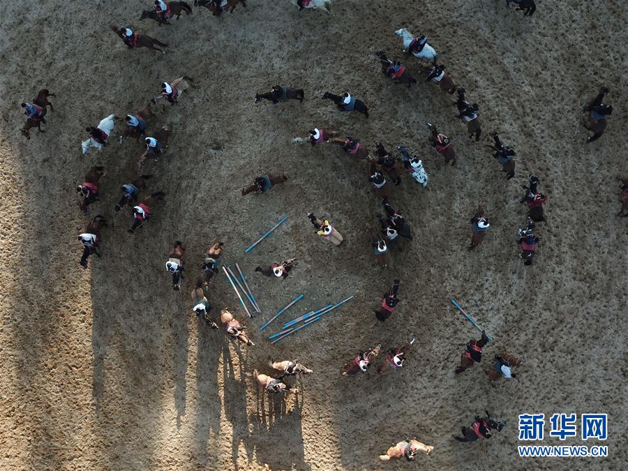 河北双滦：苦练骑术展风采