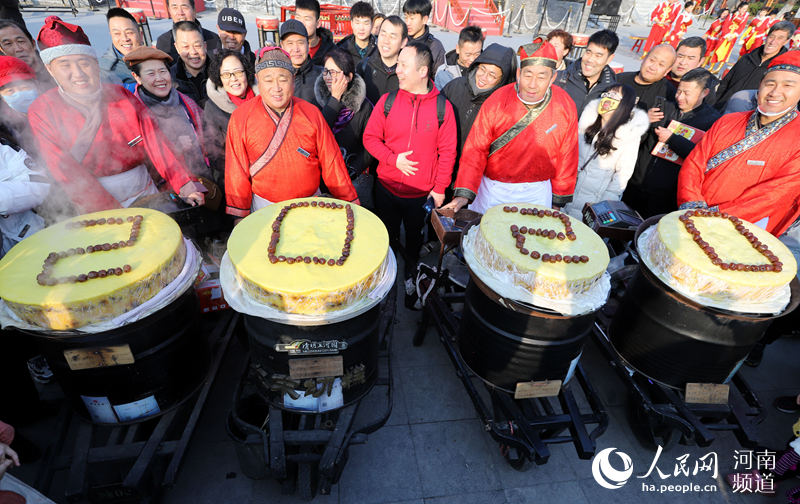 【焦点图-大图】【移动端-轮播图】河南：多彩庆祝活动迎新年