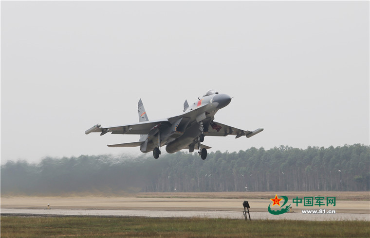 天气复杂多变？南部战区空军说 正是飞行好时候