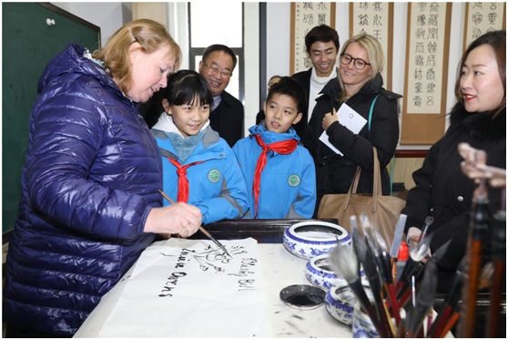 澳大利亚红山学校来到西安经开一校访问交流