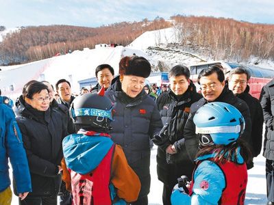 习近平：科学制定规划 高质量完成冬奥会筹办工作