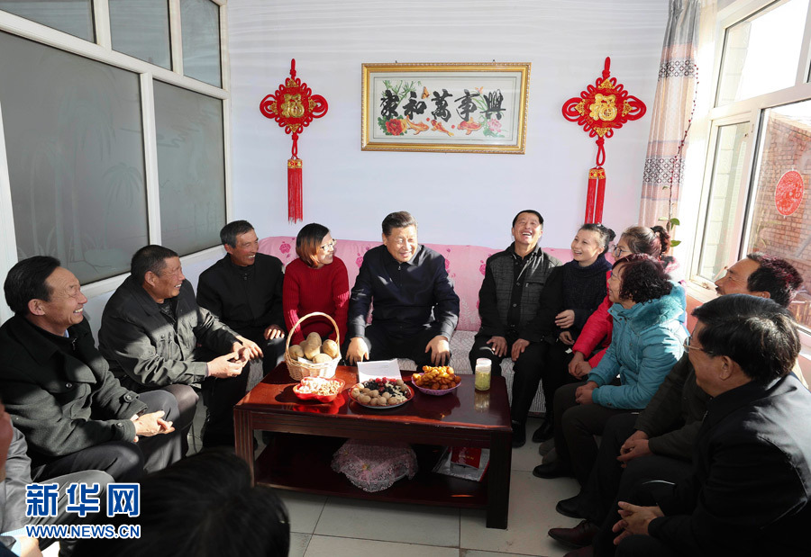 习近平春节前夕赴河北张家口看望慰问基层干部群众