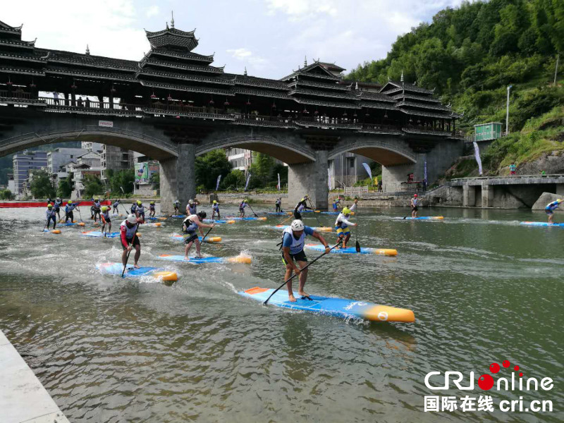 【唐已审】【供稿】国内外漂流精英在桂林资源巅峰对决