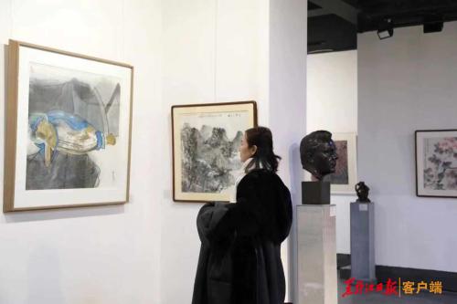 中俄当代美术家论坛暨中国画·油画学术邀请展开幕