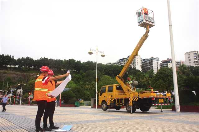 【区县联动】【万州】重庆万州：将城市管理办公室设在马路上