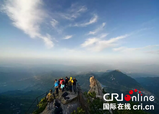 麻城龟峰山景区举办大别山首届音乐帐篷节