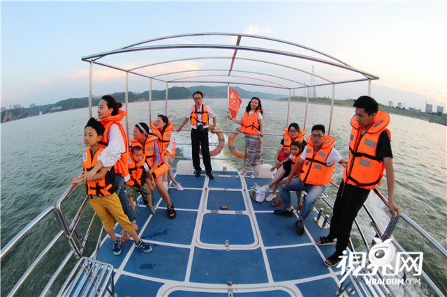 "水上郧阳"暑期旅游升温