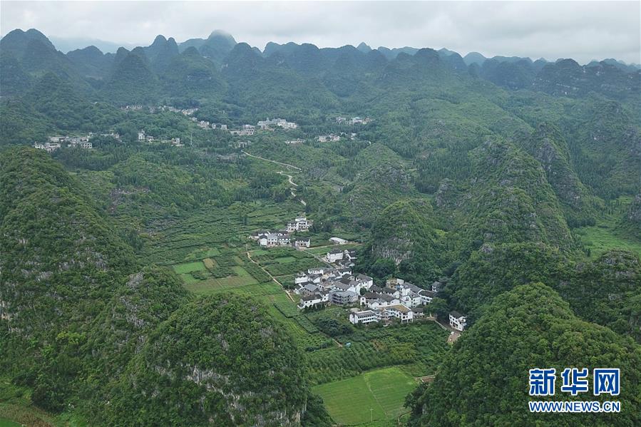 贵州兴义：夏日兴义山水美