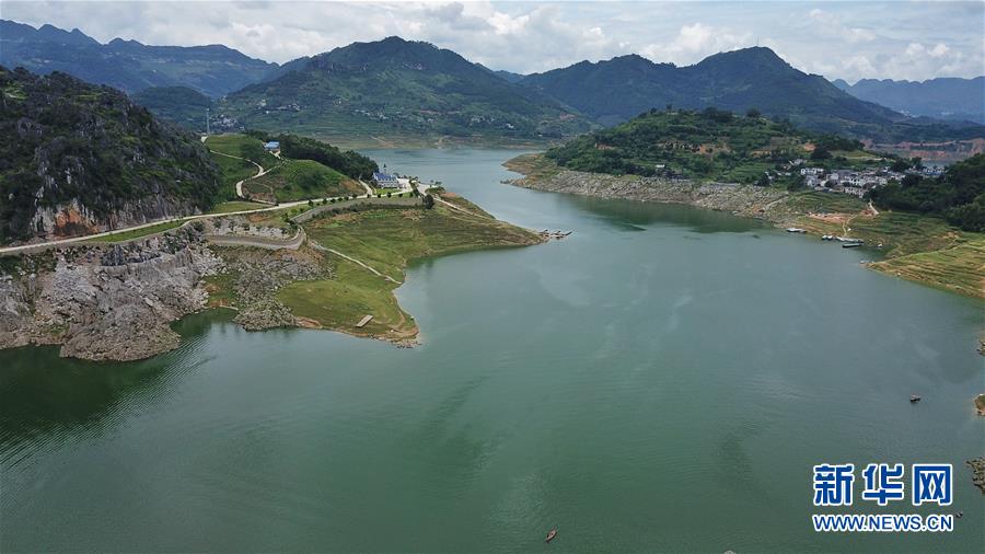 贵州兴义：夏日兴义山水美