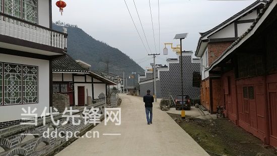 【治国理政新实践·贵州篇】“望见山水，记住乡愁” 贵州小康寨建设方兴未艾