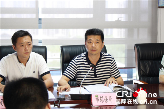 西安市环保局就禁限行高排放老旧汽车答媒体问：该政策一定会出台 具体条款可修改