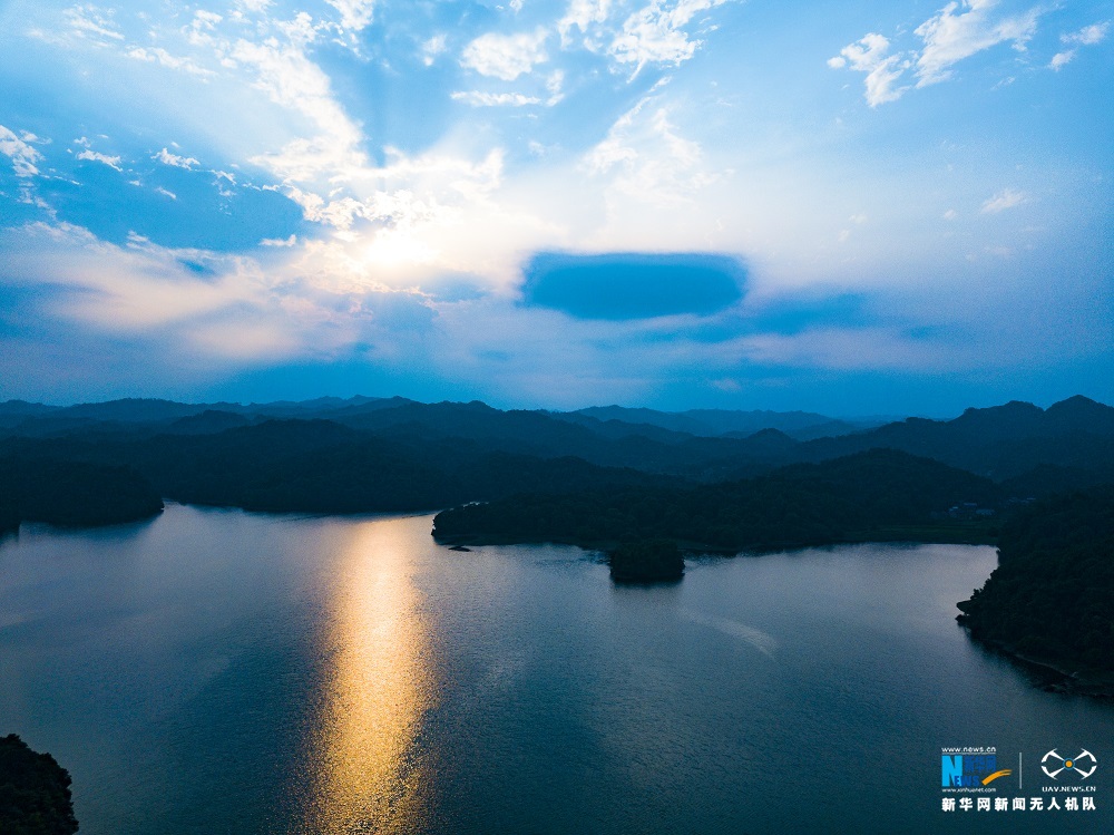 航拍江西宜丰夏日渊明湖畔掠影