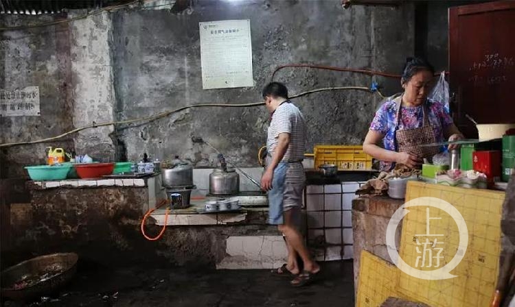 不签【行游巴渝 图文】重庆交通茶馆 茶碗里的怀旧与现实