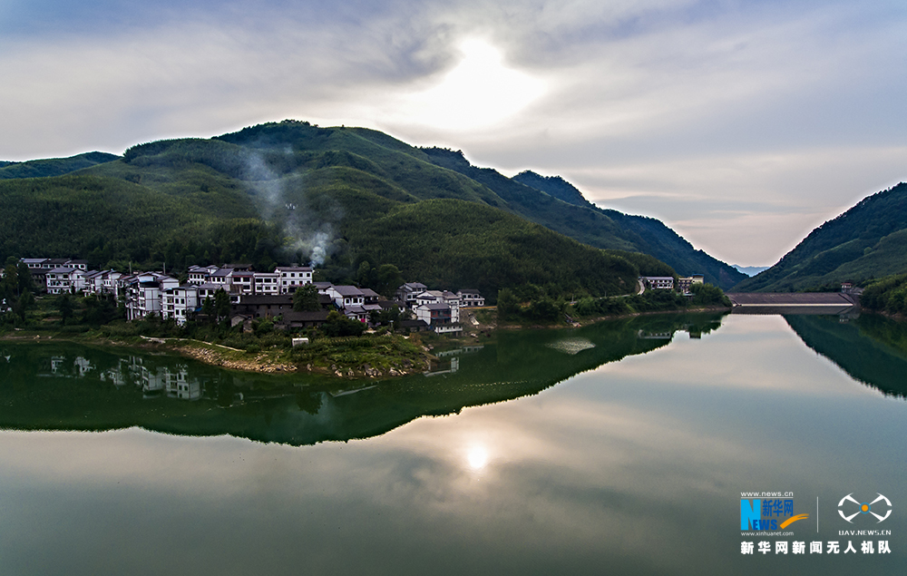 重庆梁平：无人机航拍“天池”竹丰湖 人间好风景