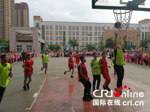 【河南在线-文字列表（页面标题：三门峡市实验小学夺第三十届“苗苗杯”小篮球赛双冠）】【移动端-文字列表】三门峡市实验小学勇夺第三十届全国“苗苗杯”小篮球赛双冠