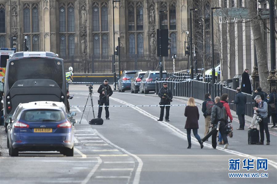 英国议会大厦附近发生恐怖袭击事件致5人死亡