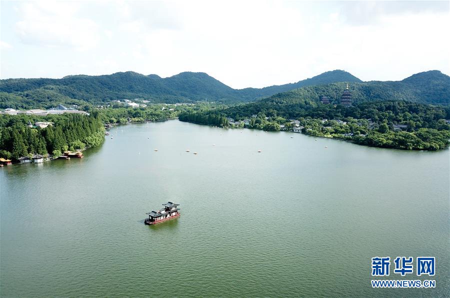 浙江杭州：鸟瞰西湖美景