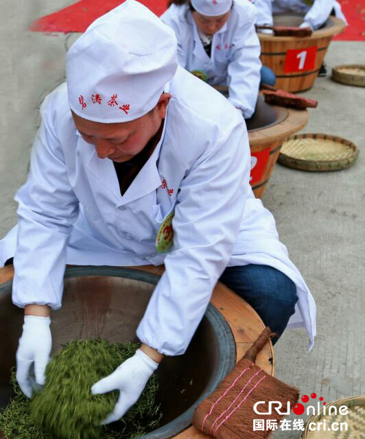 邛崃茶园风景如画 斗茶大赛火热进行