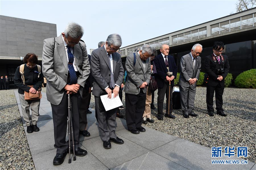 日本植树访华团持续32年悼念南京大屠杀遇难者