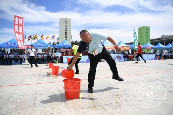 长春农博会农民趣味运动会火爆开场