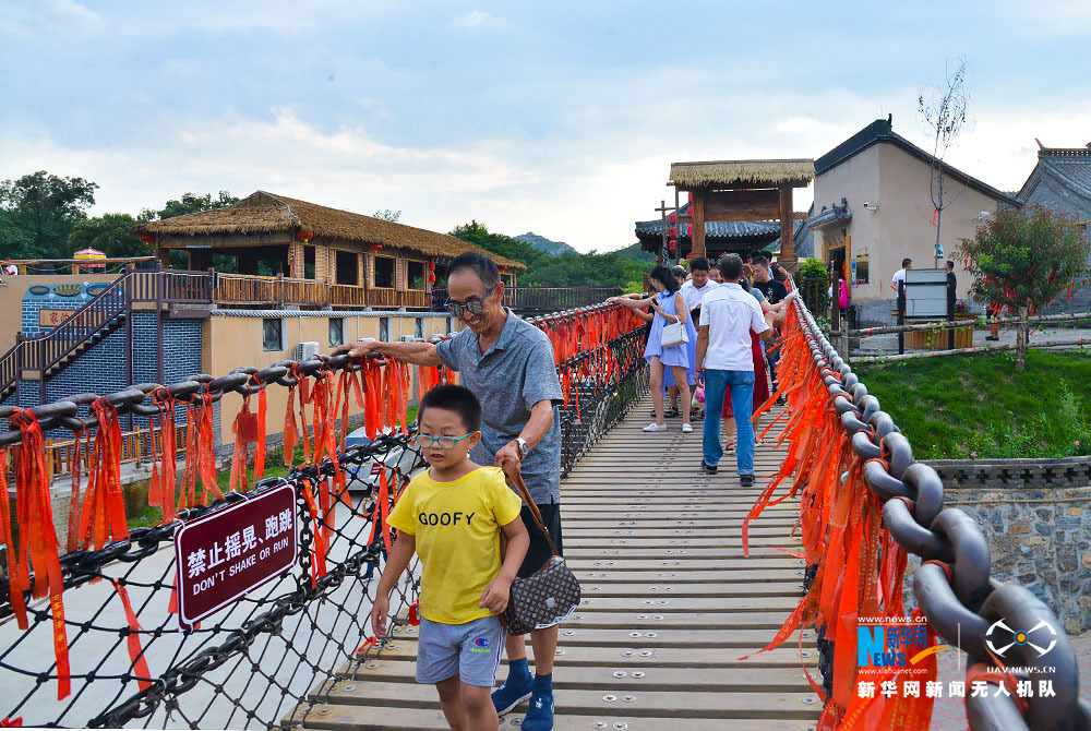 河北鹿泉：航拍土门关驿道小镇 体验一场穿越之旅