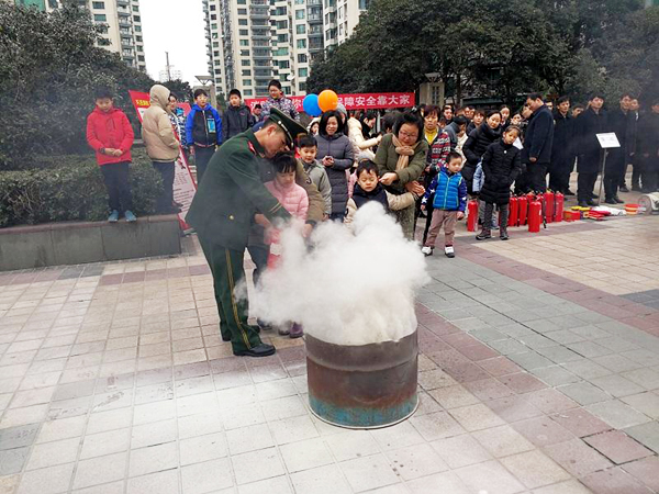 “前端”“终端”建屏障 徐汇区筑牢社区“防火墙”