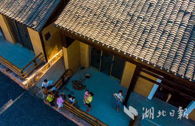 山村变民宿景区